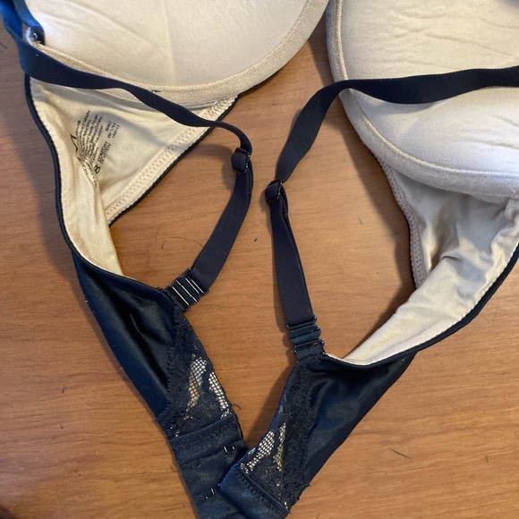 Maidenform, 38B padded, push-up, black bra, convertible straps - Picture 7 of 7